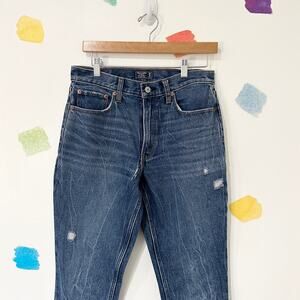 28 Abercrombie & Fitch High Rise Dark Wash The Mom Jean